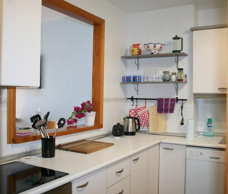 Beachside Apartment In The Centre Of El Campello Exteriér fotografie